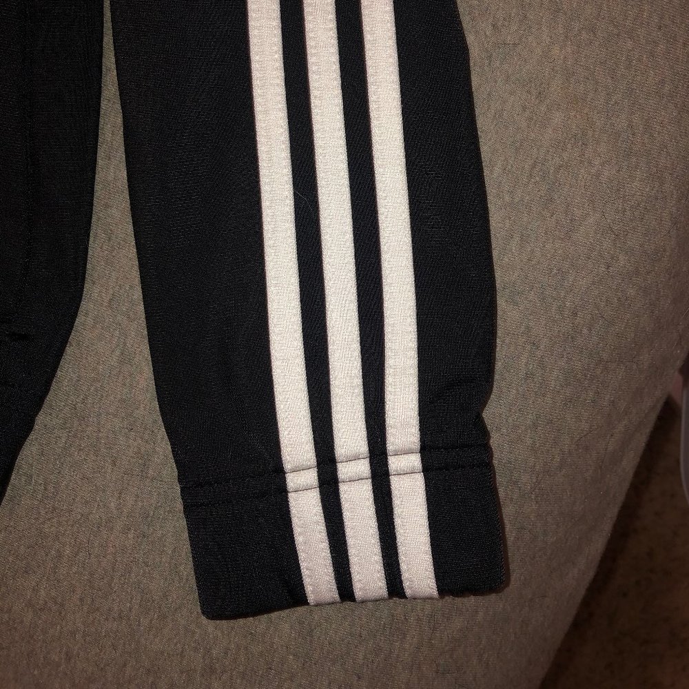 womens jacket - Picture 2 of 2